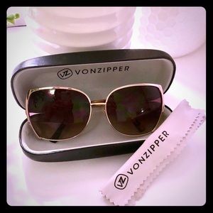 Von Zipper Women’s Sunglasses